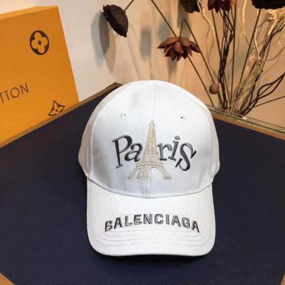 balenciaga snapback